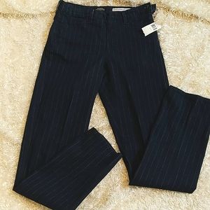 NWT!! NYDJ STYLE 1411.  SIZE 6